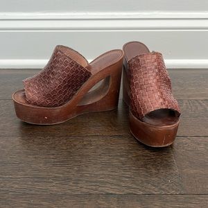 Wedges Slides